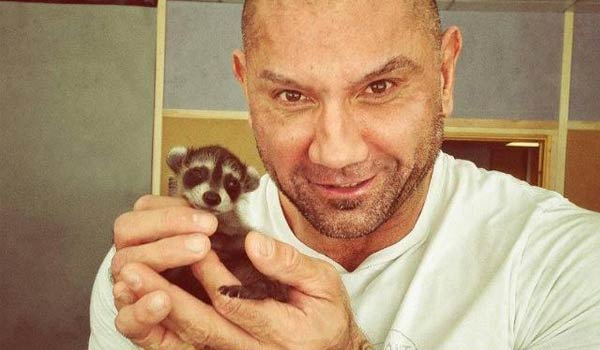 Guardians-of-the-Galaxy-Dave-Batista-and-small-Racoon.jpg